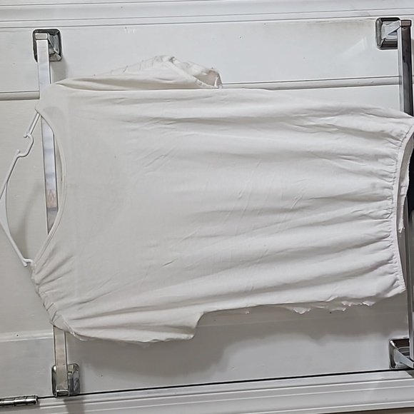 White dressy tee shirt - Picture 5 of 5